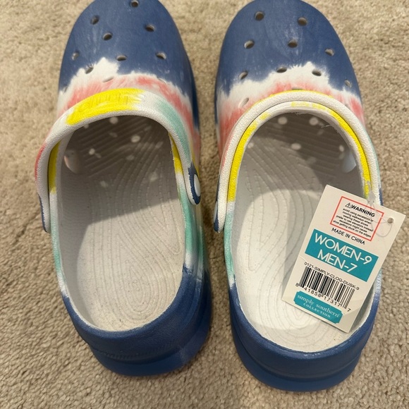 NWT Simply Southern Unisex Tie Dye Clogs In Dusk Women’s 9/ Mens 7 - Picture 4 of 5